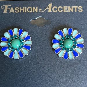 NWOT FASHION ACCENTS flower pierced earrings, blue, teal, green $19